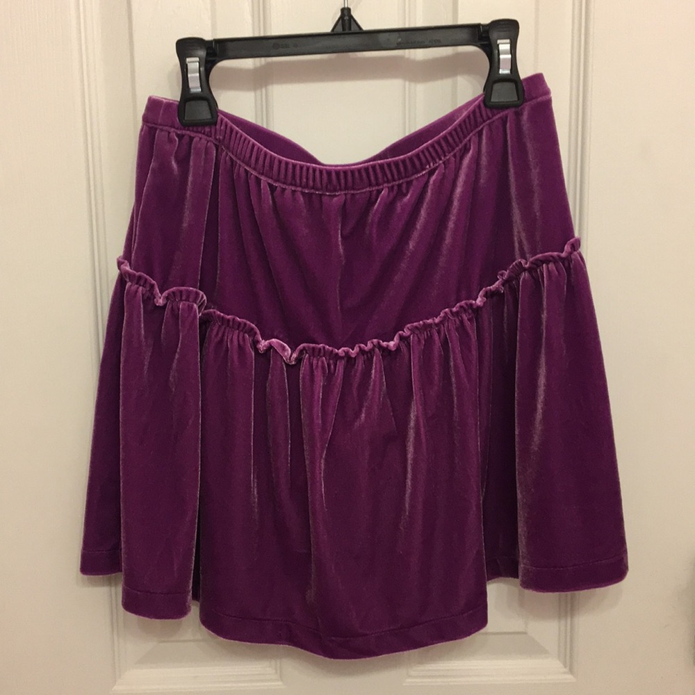 Lands’ End girl’s velvet skort